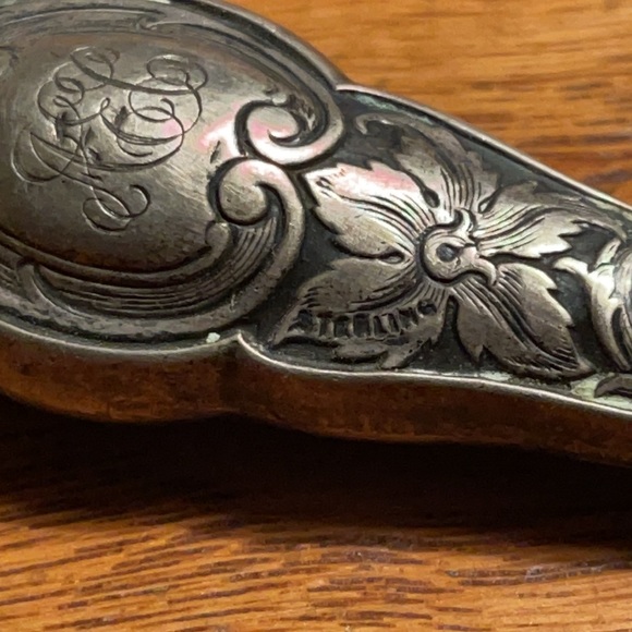 Antique beautifully ornate Sterling Silver Victorian Era 🎩 Boot / Button Hook - Picture 2 of 16